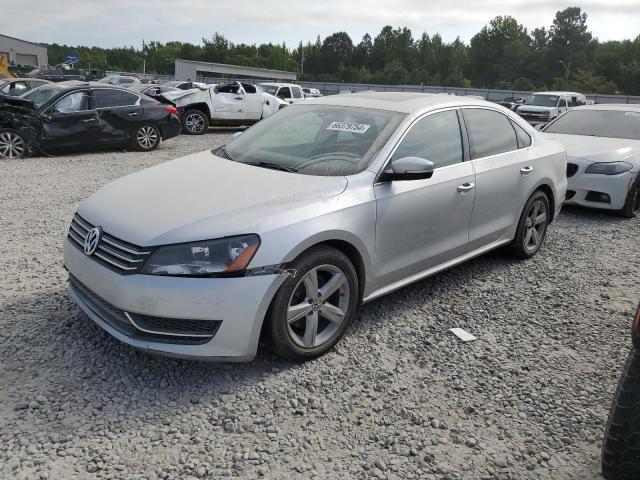 VOLKSWAGEN PASSAT SE
