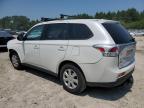 MITSUBISHI OUTLANDER photo