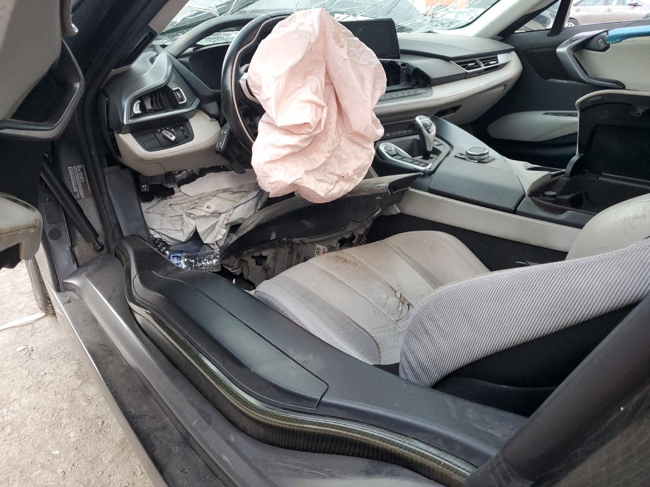 BMW I8 2015