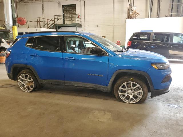 VIN 3C4NJDFN9PT519834 2023 Jeep Compass, Latitude Lux no.4