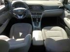 HYUNDAI ELANTRA SE photo