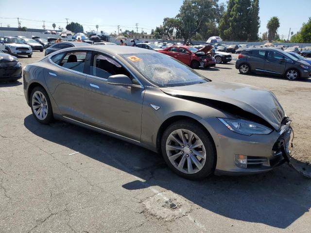 VIN 5YJSA1E1XGF131400 2016 Tesla MODEL S no.4