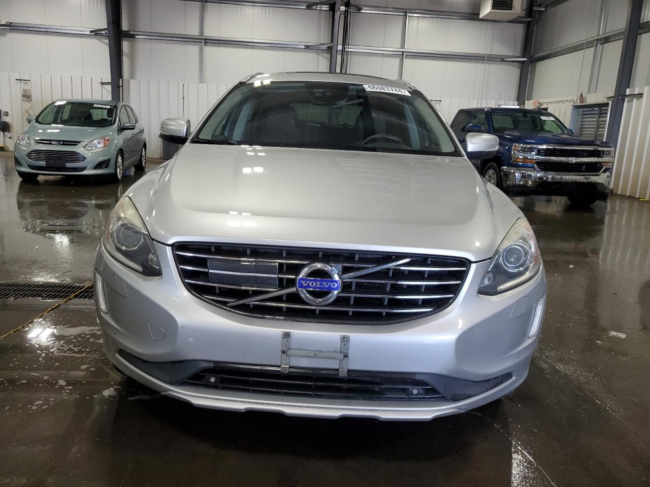 Lot #2996611684 2015 VOLVO XC60 T5 PL