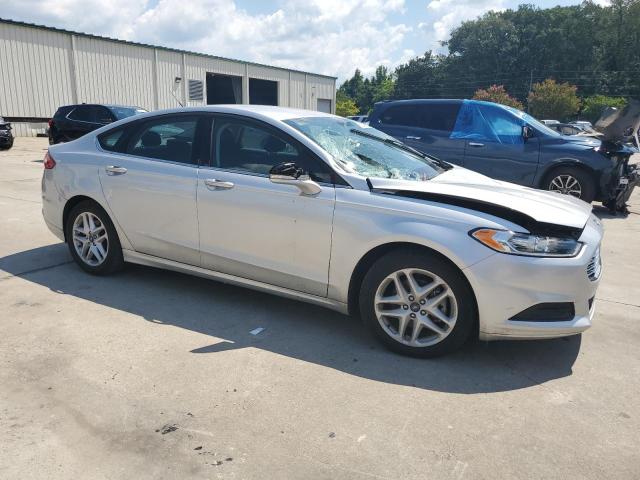 VIN 3FA6P0H76GR363748 2016 Ford Fusion, SE no.4