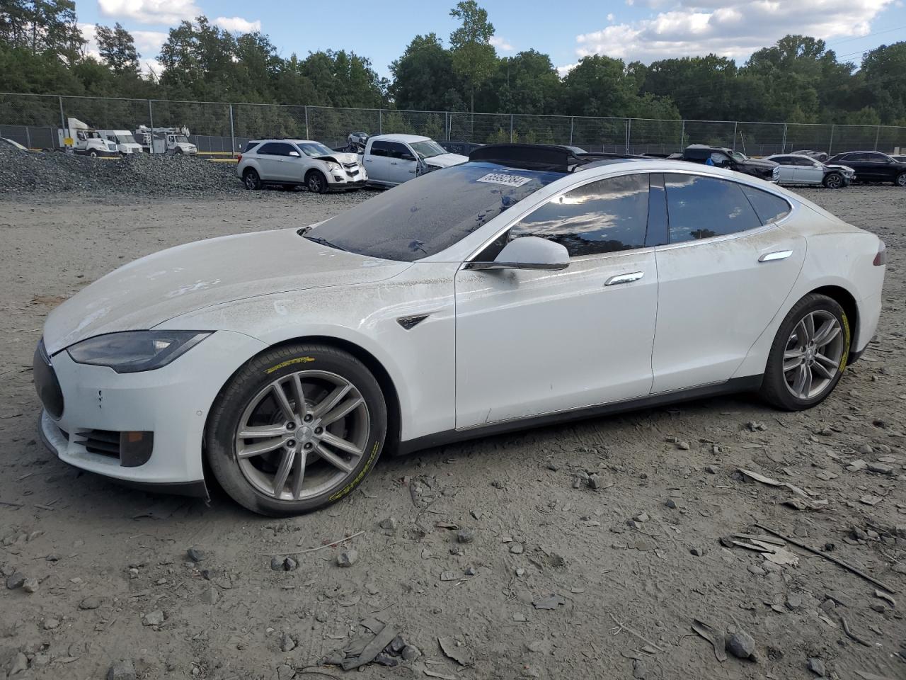 Tesla Model S 2015 