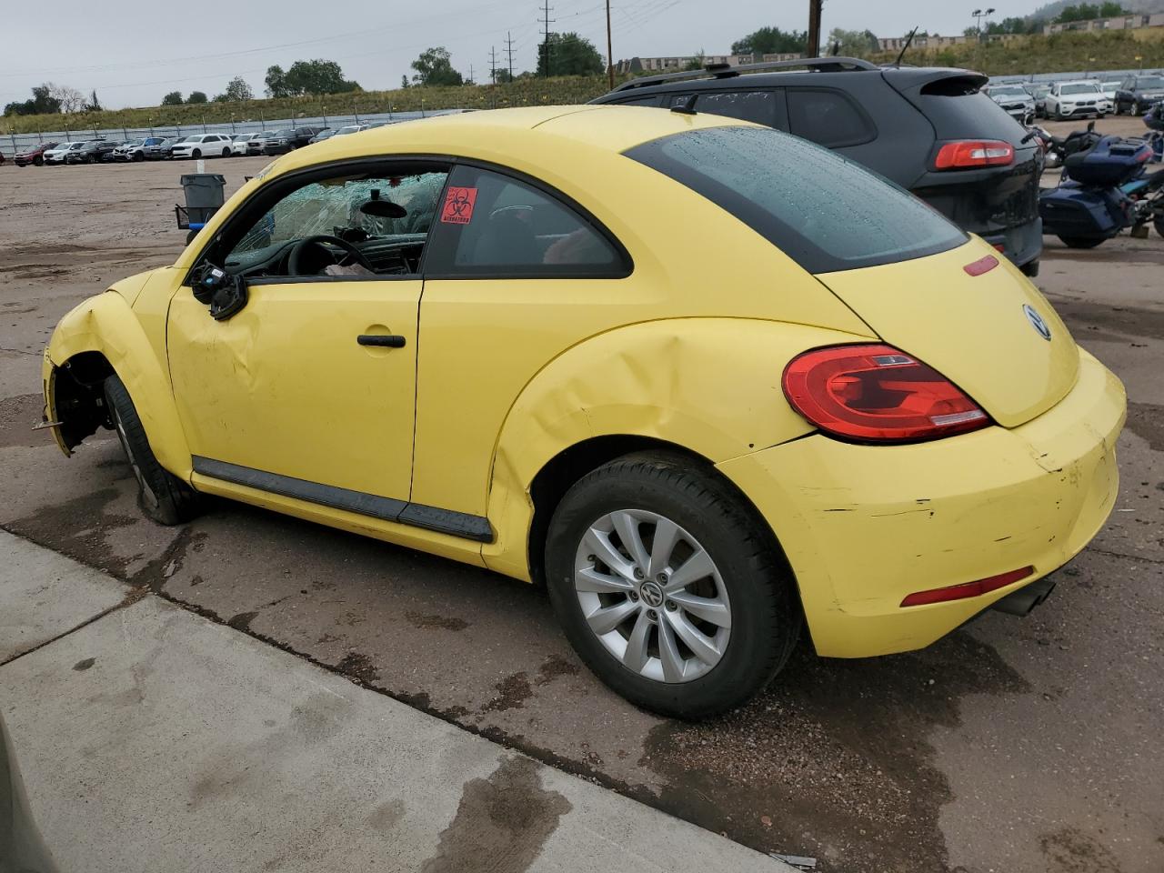 Lot #2855704136 2015 VOLKSWAGEN BEETLE 1.8