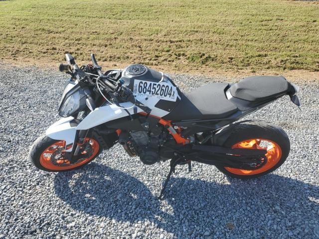 2021 KTM 890 DUKE R - VBKTU9409MM806190