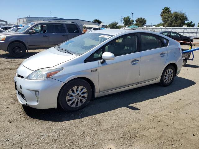 VIN JTDKN3DP6F3072119 2015 Toyota Prius no.1