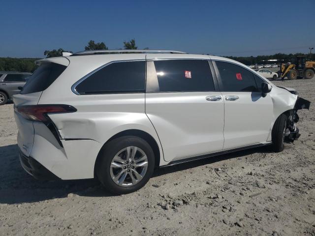 2022 TOYOTA SIENNA LIM - 5TDZRKEC4NS077325