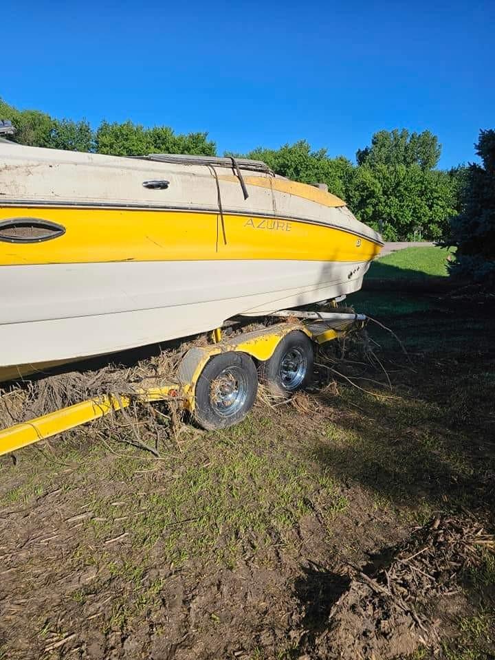 Lot #2955326519 2006 BENN BOAT