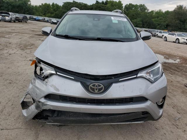 VIN 2T3WFREV8HW333538 2017 Toyota RAV4, Xle no.5