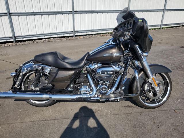 2021 HARLEY-DAVIDSON FLHX - 1HD1KBC1XMB641406