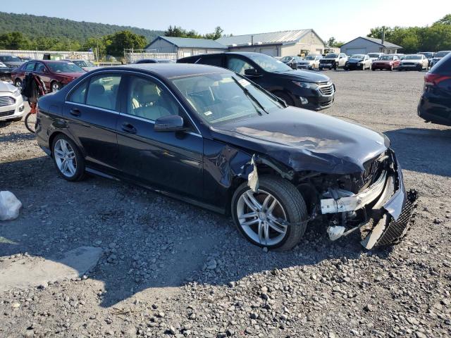 VIN WDDGF8AB9ER320549 2014 Mercedes-Benz C-Class, 3... no.4