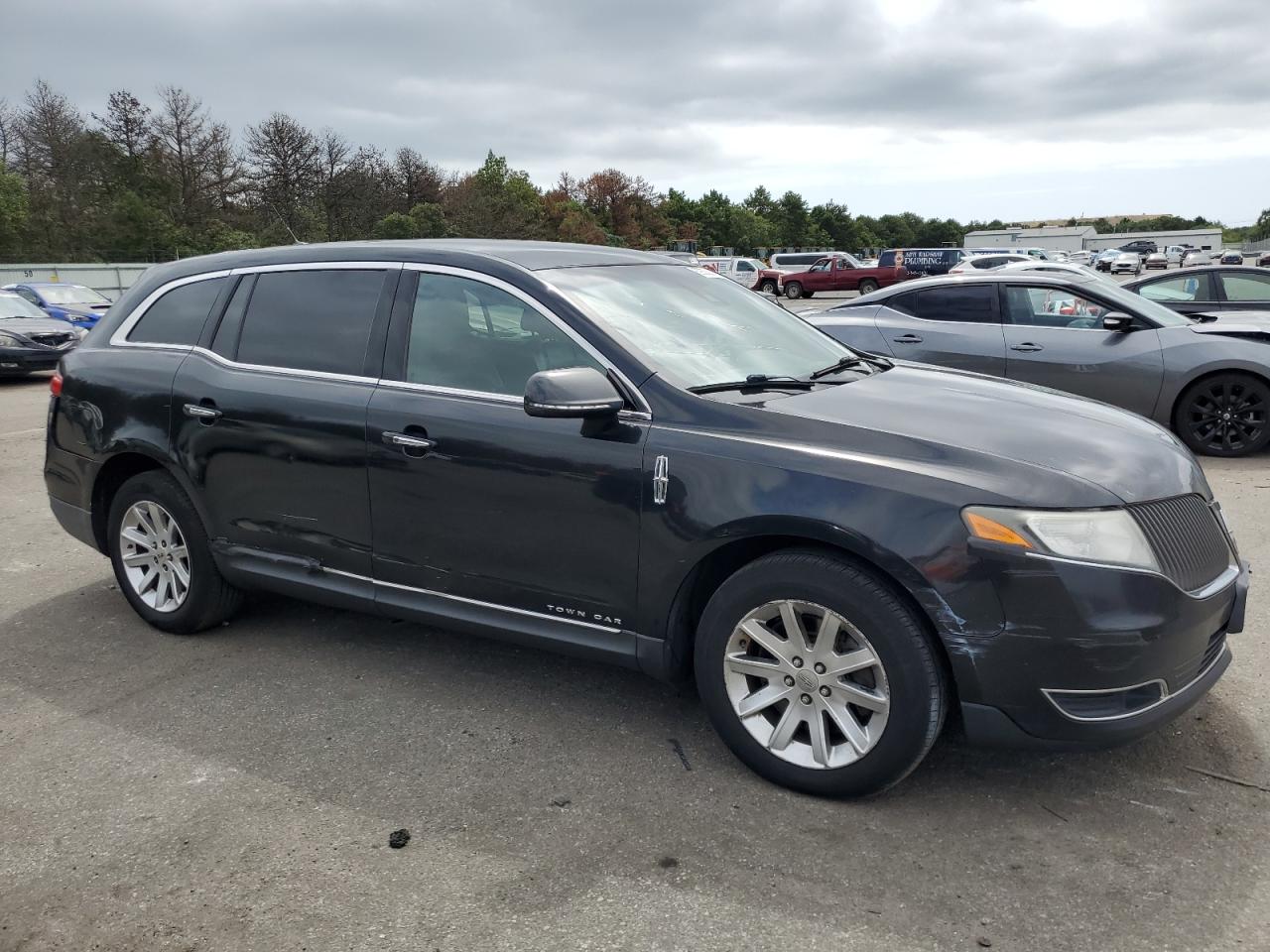 Lot #2911806004 2013 LINCOLN MKT