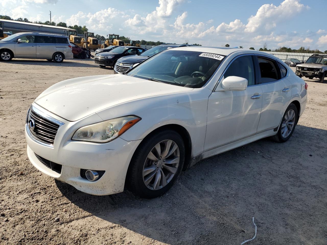 Infiniti M37 2011 