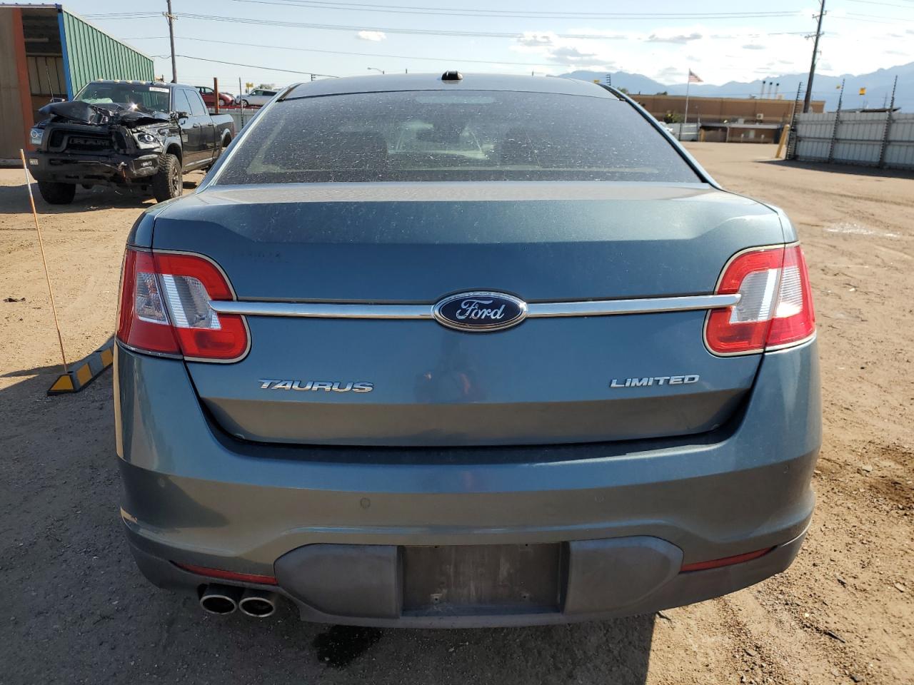 Lot #2855704162 2010 FORD TAURUS LIM