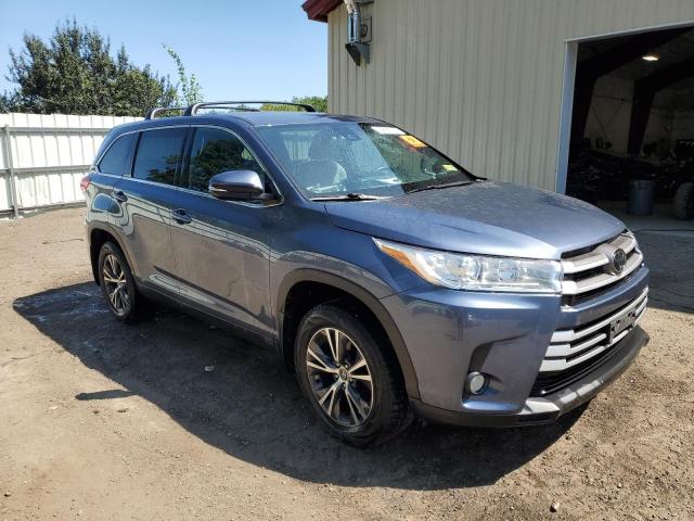 VIN 5TDBZRFH3KS946822 2019 Toyota Highlander, LE no.4