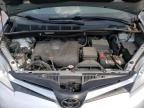 TOYOTA SIENNA LE photo