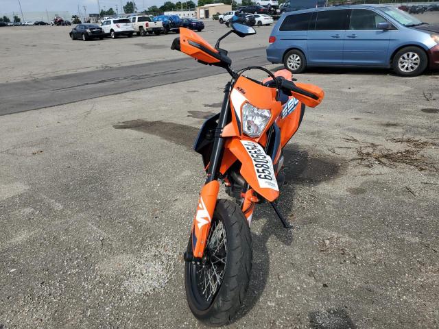 2024 KTM 690 SMC R VBKLSV403RM762161