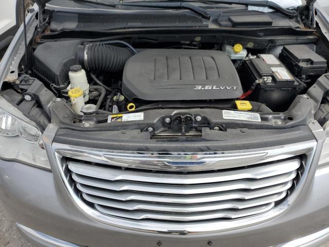 2016 CHRYSLER TOWN & COU - 2C4RC1BG3GR288952