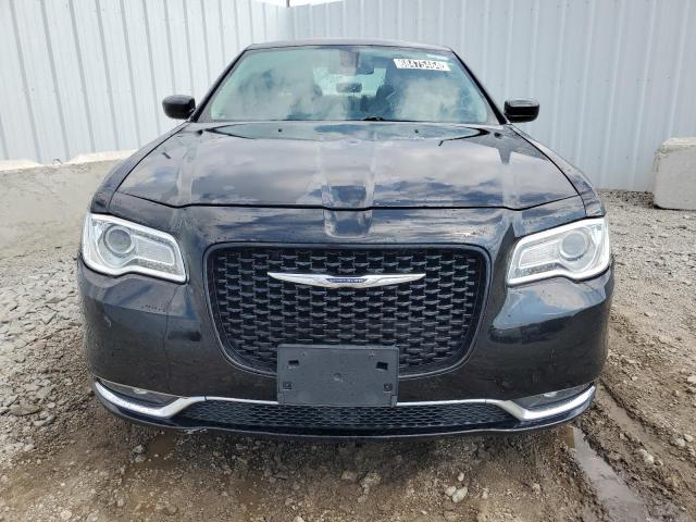 VIN 2C3CCAAGXGH141318 2016 Chrysler 300, Limited no.5