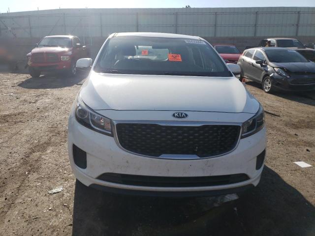 VIN KNDMA5C19J6400962 2018 KIA Sedona, L no.5