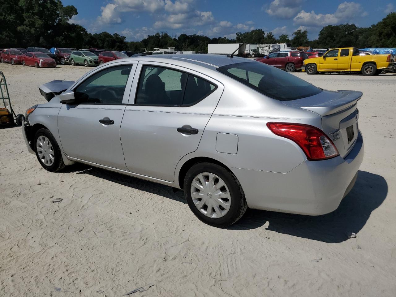 Lot #2828628156 2017 NISSAN VERSA S