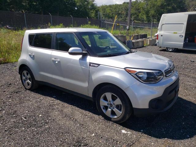 VIN KNDJN2A20J7567142 2018 KIA Soul no.4