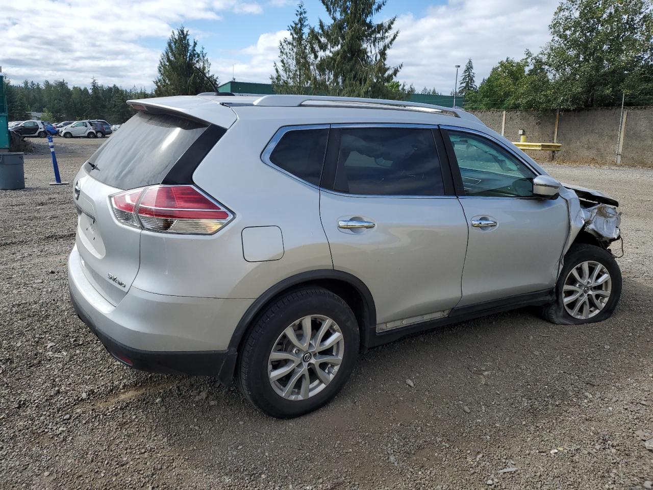 Lot #2753947027 2016 NISSAN ROGUE S