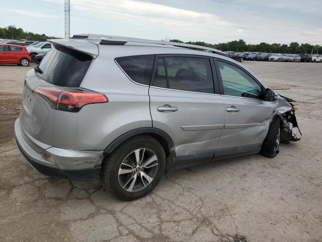 VIN 2T3WFREV8HW333538 2017 Toyota RAV4, Xle no.3