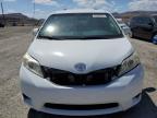 TOYOTA SIENNA LE photo