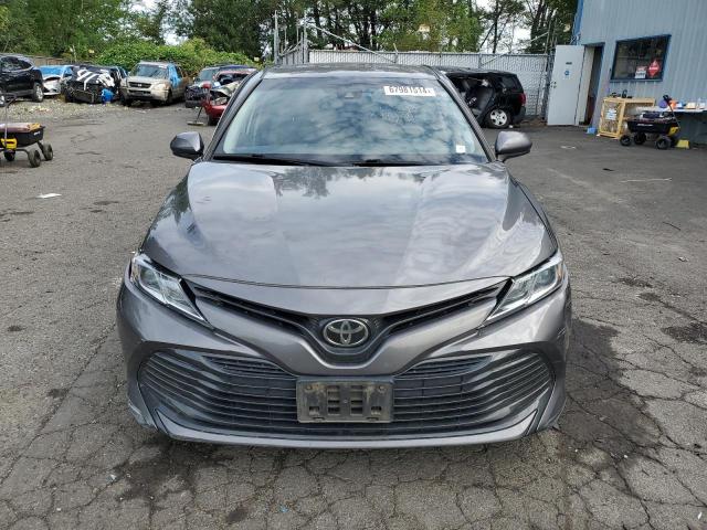 VIN 4T1B11HKXJU007271 2018 Toyota Camry, L no.5