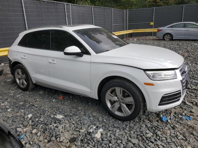 VIN WA1ANAFY8J2010946 2018 Audi Q5, Premium no.4