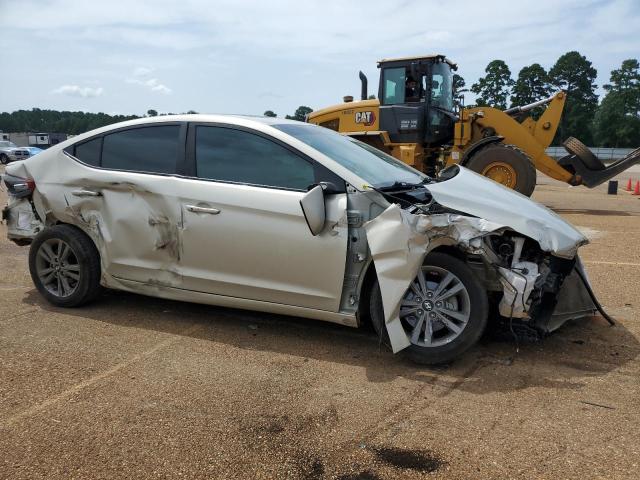 2018 HYUNDAI ELANTRA SE - 5NPD84LF5JH304902