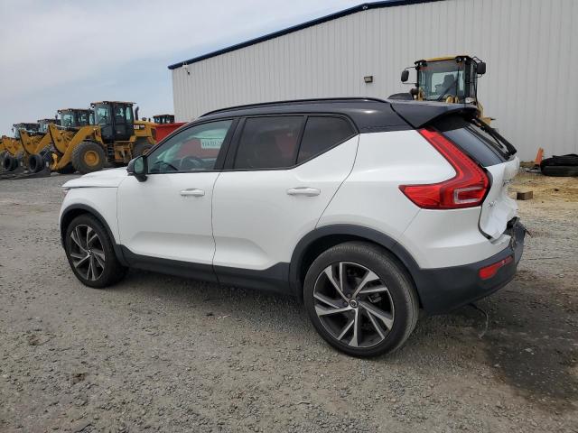 VIN YV4AC2HM5K2118760 2019 Volvo XC40, T4 R-Design no.2