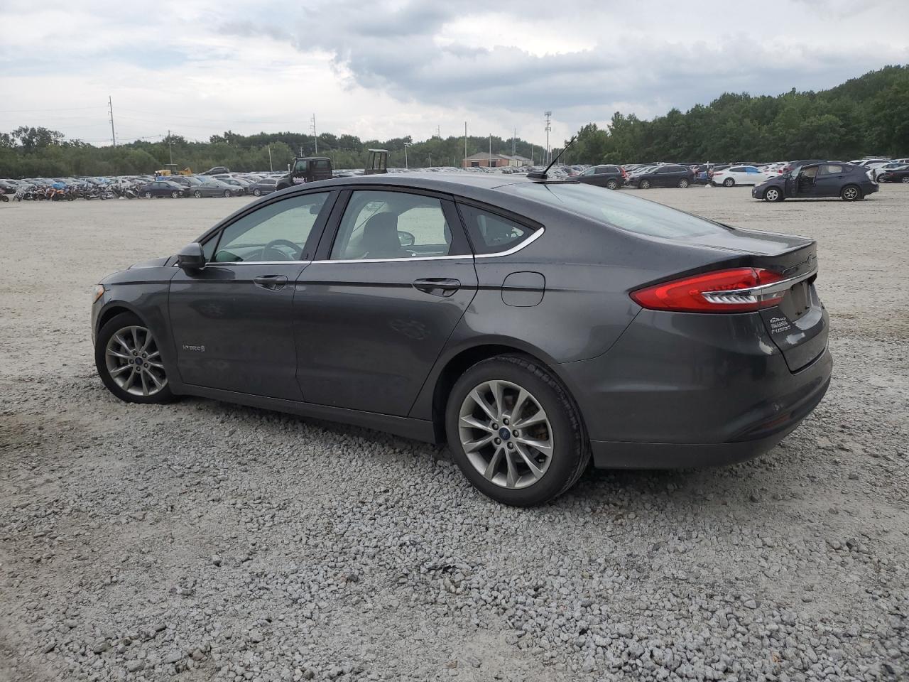 Lot #2923887980 2017 FORD FUSION SE