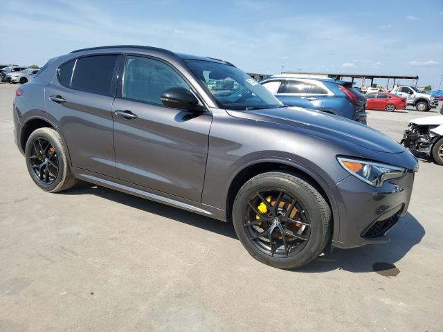 VIN ZASPAJAN5L7C90864 2020 Alfa Romeo Stelvio no.4