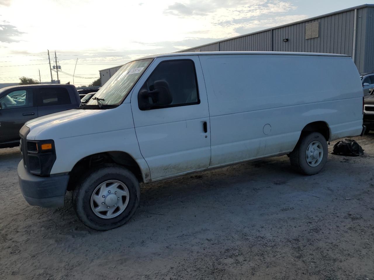 Ford E-350 2011 Econoline