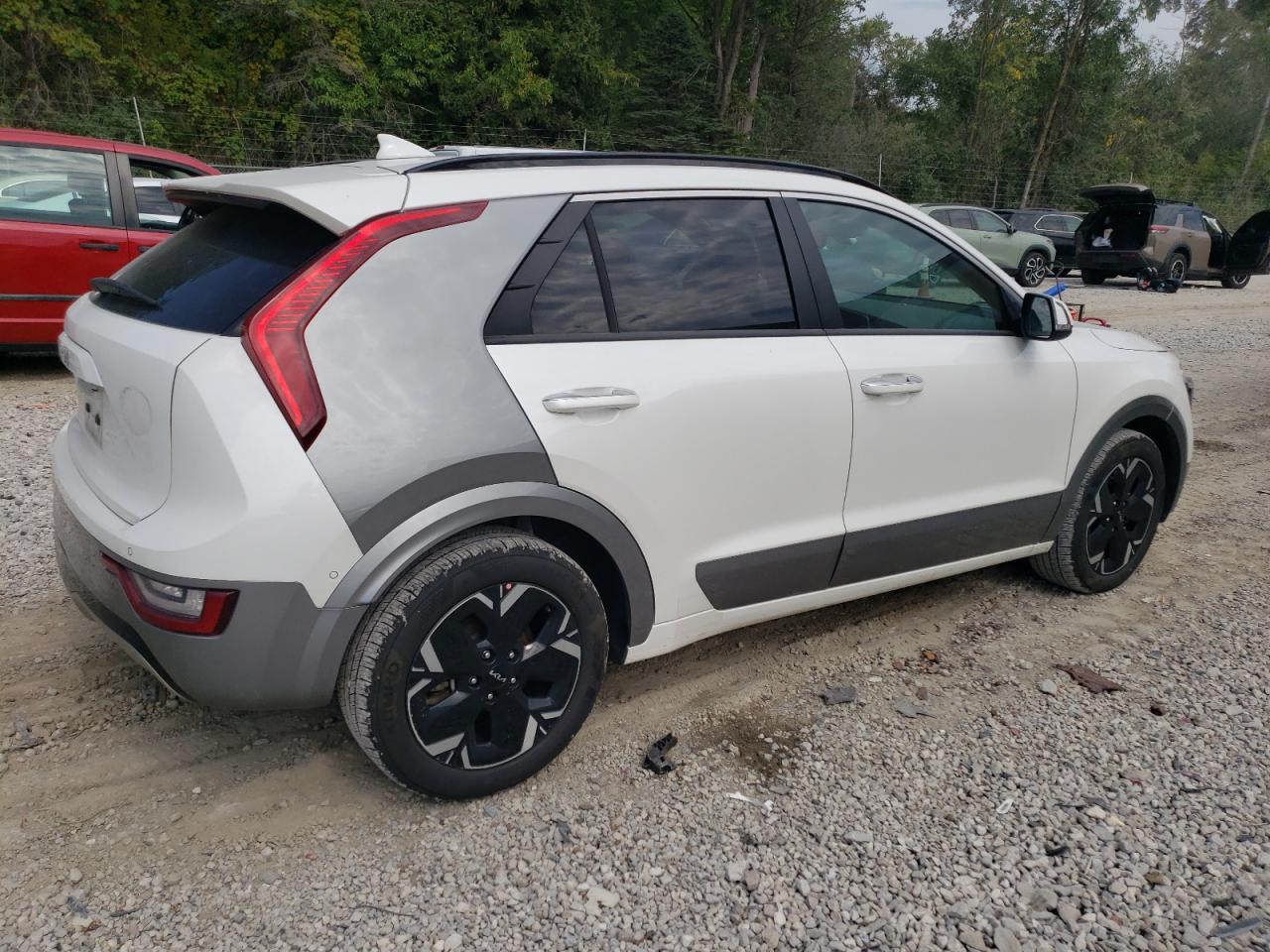 KIA NIRO WAVE 2023 white  electric KNDCT3L15P5044941 photo #4