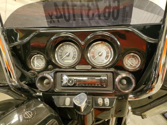 2011 HARLEY-DAVIDSON FLHXSE2 1HD1PZ815BB951043