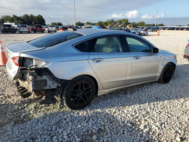 VIN 3FA6P0HD2FR150798 2015 Ford Fusion, SE no.3