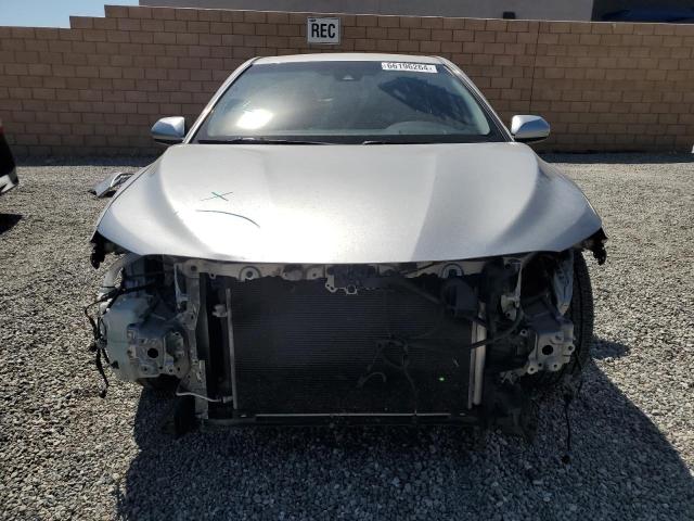 VIN 4T1B11HK2KU792449 2019 Toyota Camry, L no.5