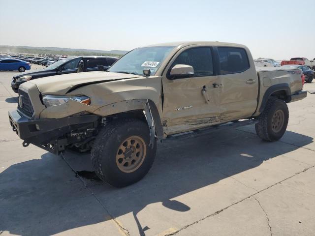 VIN 5TFCZ5ANXJX140124 2018 Toyota Tacoma, Double Cab no.1