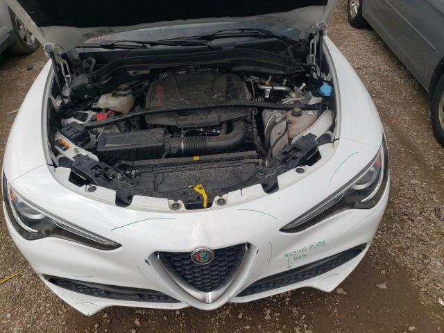 VIN ZASFAKAN8J7B70944 2018 Alfa Romeo Stelvio no.12