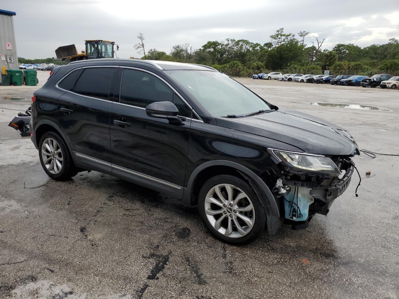 Lot #2986767202 2016 LINCOLN MKC SELECT