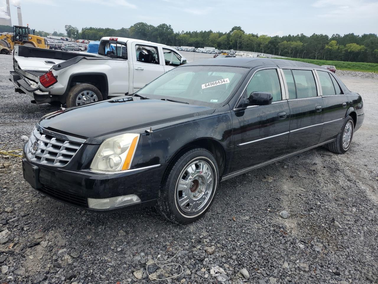 Cadillac Limousine 2011 