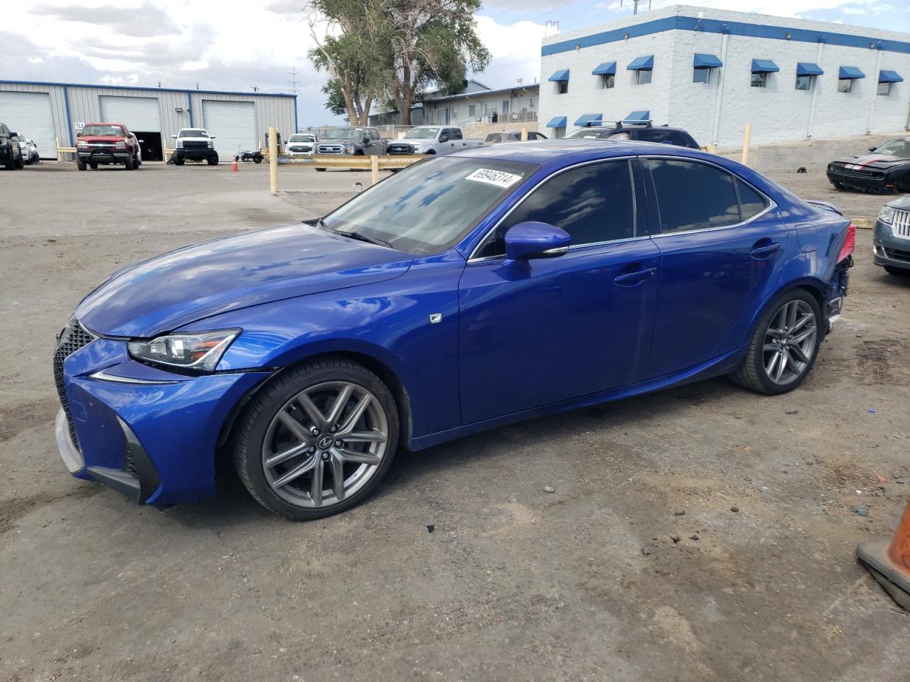 JTHBA1D26H5048137 LEXUS IS 2017