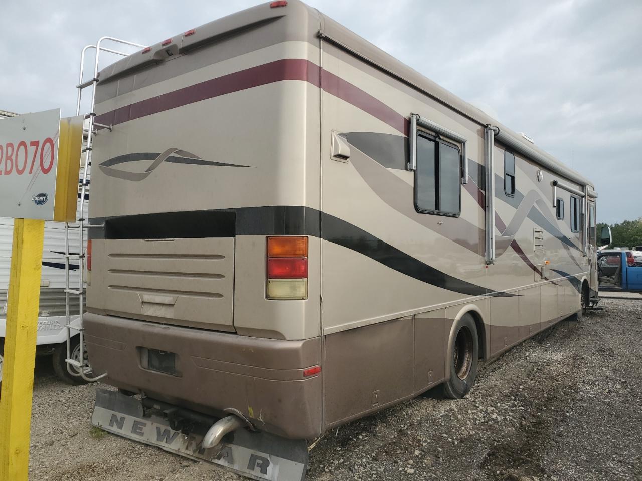 Lot #2811885362 2004 SPAR MOTORHOME