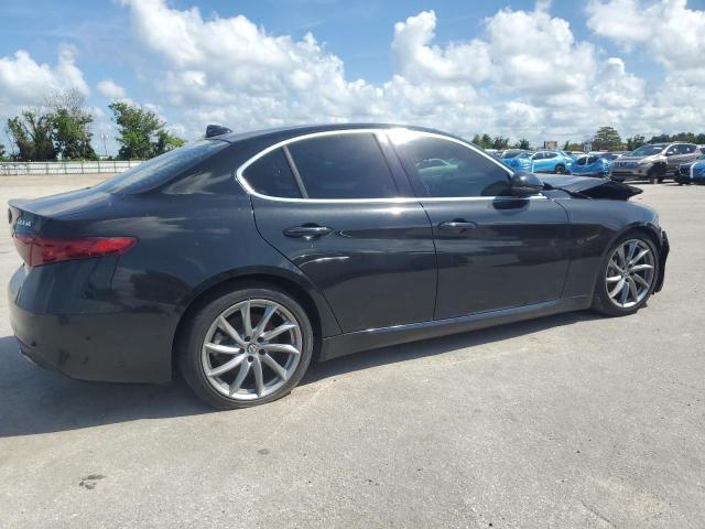 ZARFAECN6H7556706 Alfa Romeo Giulia Ti 2017