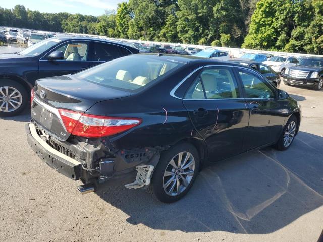 VIN 4T1BF1FK1FU921193 2015 Toyota Camry, LE no.3